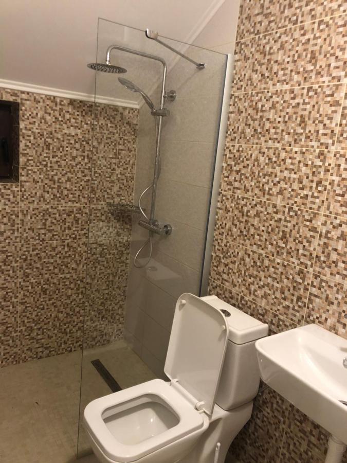 Hotel New House Curtea de Argeş Esterno foto